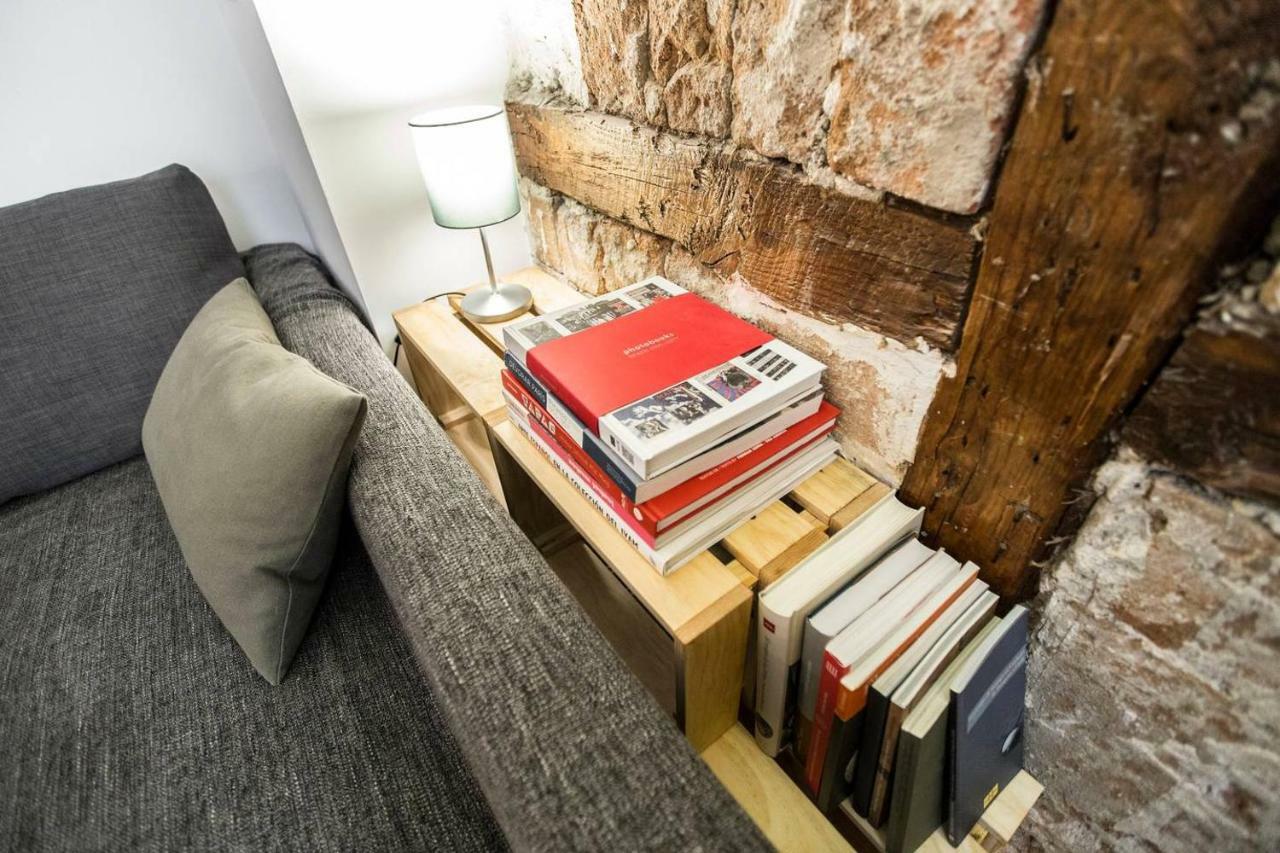 Appartamento Intimate And Artistic Flat Wifi Puerta Del Sol Madrid Esterno foto