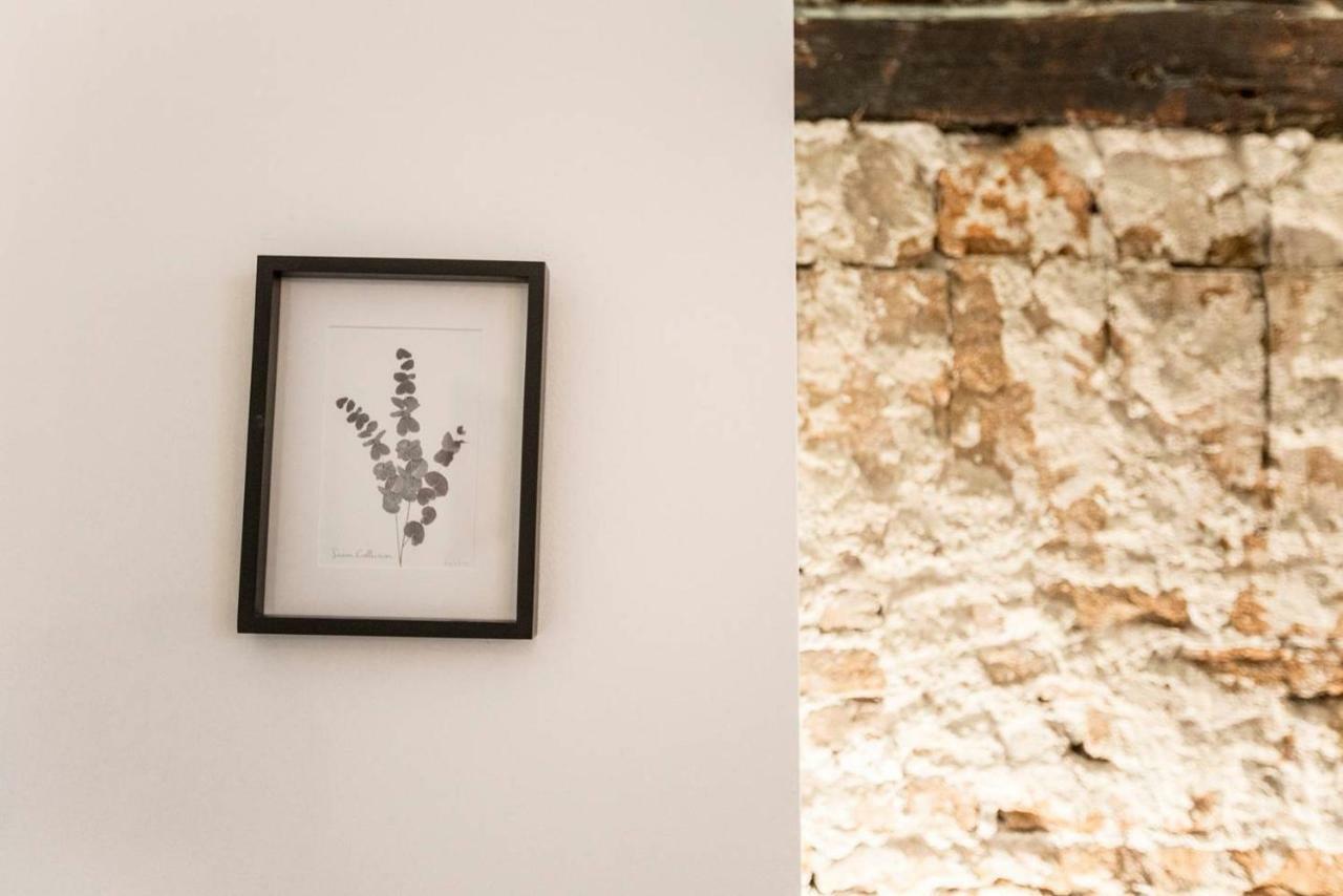 Appartamento Intimate And Artistic Flat Wifi Puerta Del Sol Madrid Esterno foto