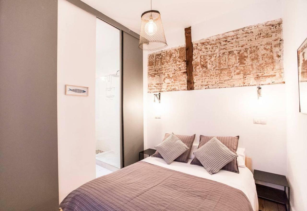 Appartamento Intimate And Artistic Flat Wifi Puerta Del Sol Madrid Esterno foto