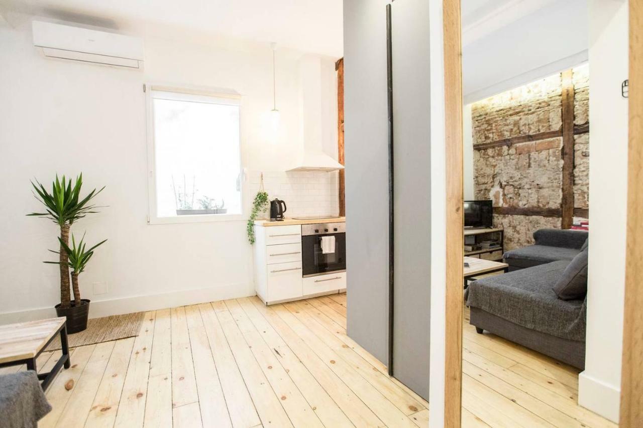 Appartamento Intimate And Artistic Flat Wifi Puerta Del Sol Madrid Esterno foto